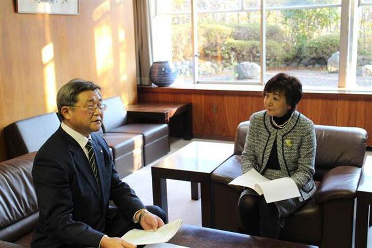 いじめ対策を来年度予算案に 仙台市「検証専門家会議」、市長に第1次提言