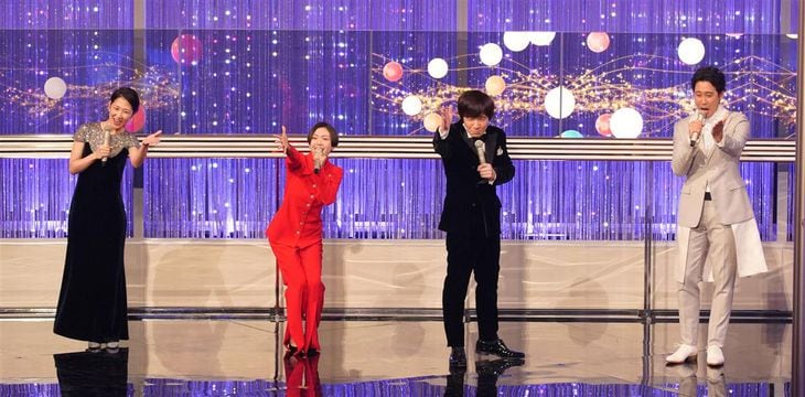 (左から)NHK・桑子真帆アナウンサー、二階堂ふみ、内村光良、大泉洋 =NHKホール(提供写真)