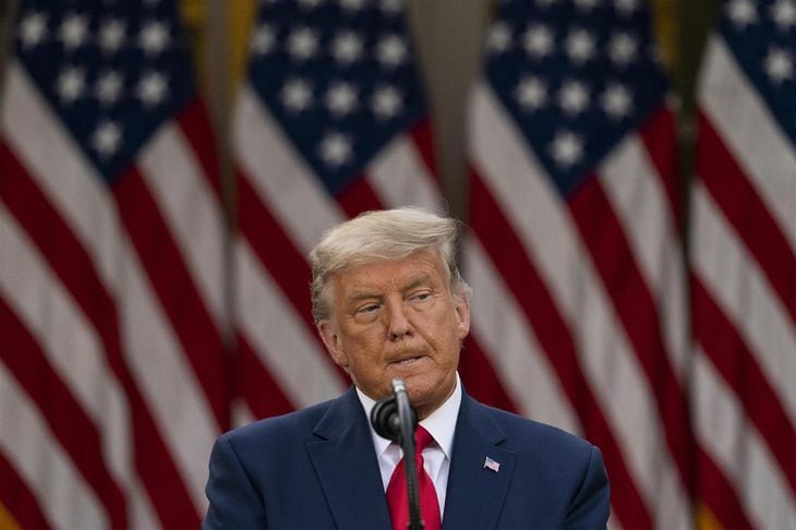 13日、米ワシントンのホワイトハウスで発言するトランプ大統領(AP)